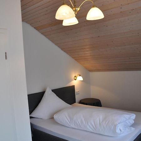 Gaestehaus Ullmannshof Kirchheim am Neckar Szoba fotó
