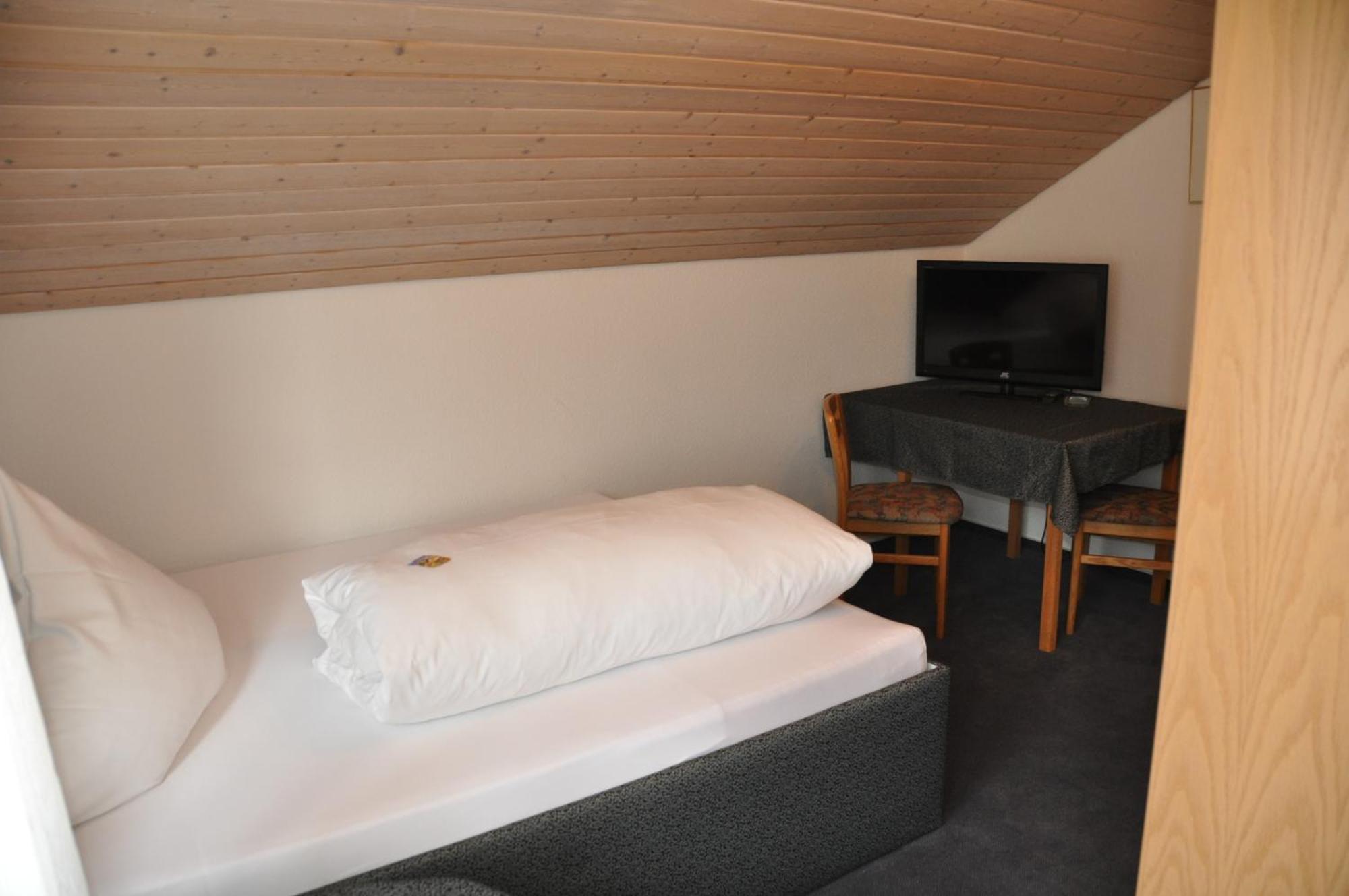 Gaestehaus Ullmannshof Kirchheim am Neckar Szoba fotó